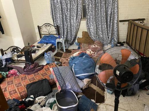 قوات الاحتلال تعتقل الشاب أمجد أبو بكر عقب اقتحام منزله والعبث بمحتوياته والاستي...